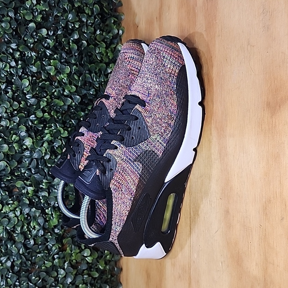Nike Air Max 90 Ultra 2.0 Flyknit Shoes | Size: 9 Mens | Multicolored